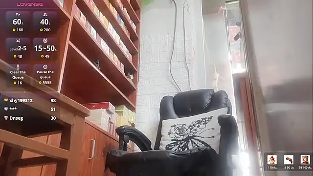 Maneki-nekoo squirt
